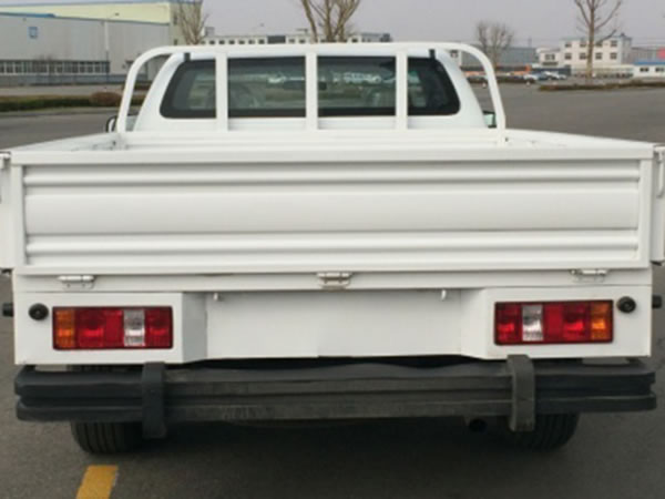 Pickup à cabine simple (LHD) N2